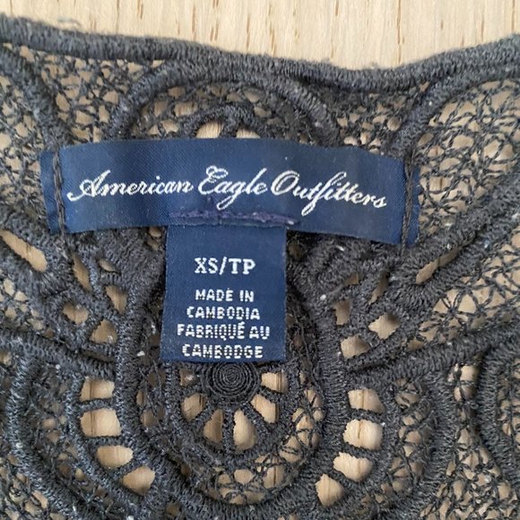 American Eagle Grey Flowy Tank - Picture 3 of 4